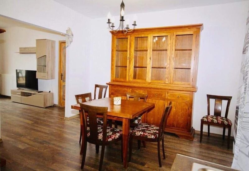 Universitate, proprietar,
